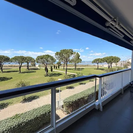 Le Mistral Vue & Terrasse Au Coeur Du Grau Du Roi Apartamento Le Grau-du-Roi