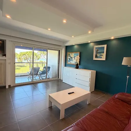 Le Mistral Vue & Terrasse Au Coeur Du Grau Du Roi Apartamento *