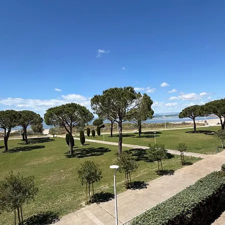 Le Mistral Vue & Terrasse Au Coeur Du Grau Du Roi Apartamento *