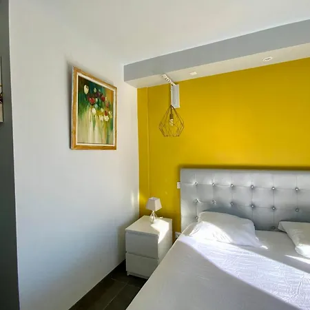 Apartamento Le Mistral Vue & Terrasse Au Coeur Du Grau Du Roi *
